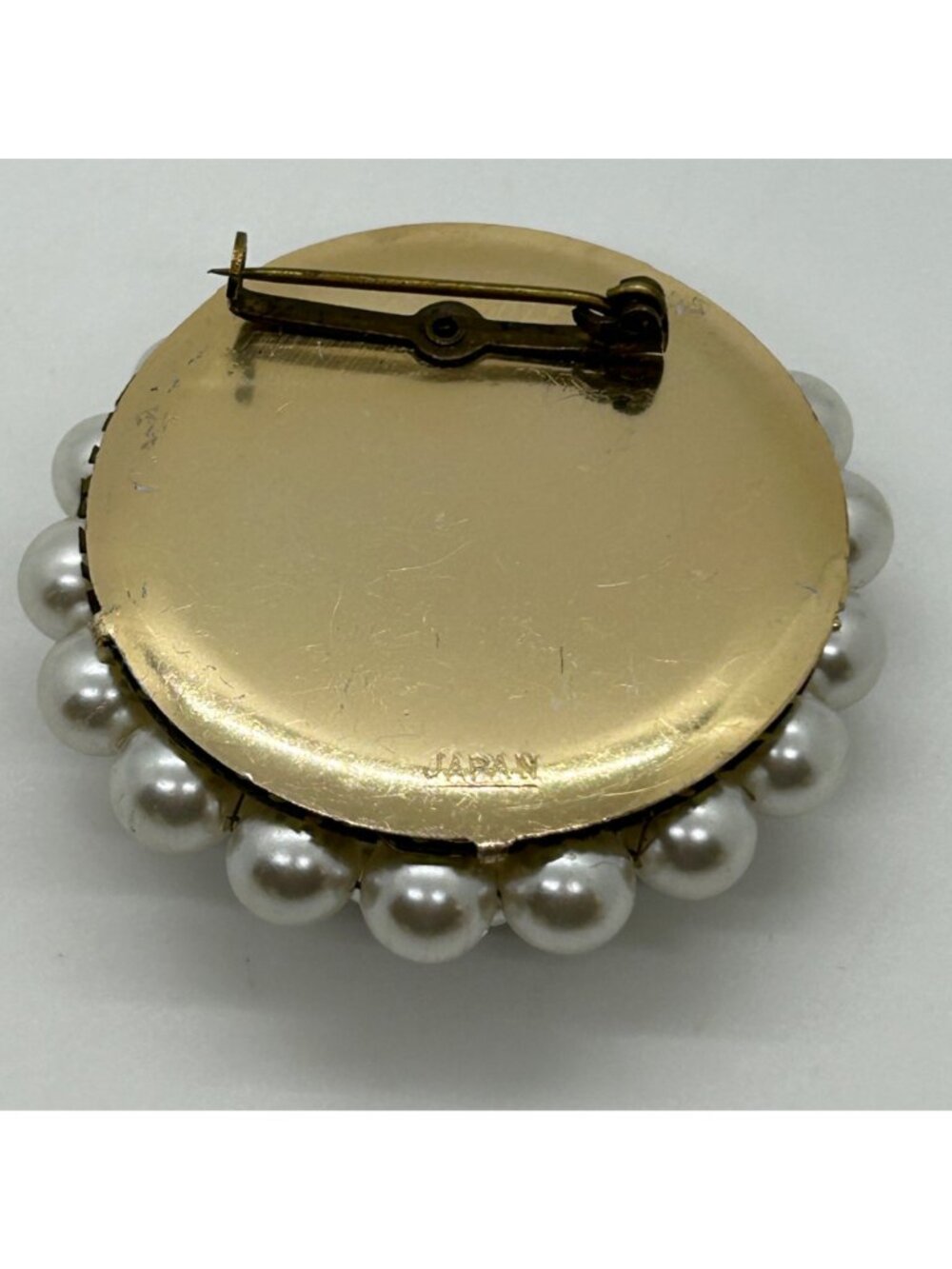 Vintage Faux Pearl Brooch Aurora Borealis Crystals Wreath Cluster 1950s Japan - Picture 4 of 13